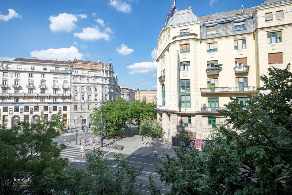 Bpr The Golden Astoria With Balcony And A/C Apartment Budapest Exterior photo